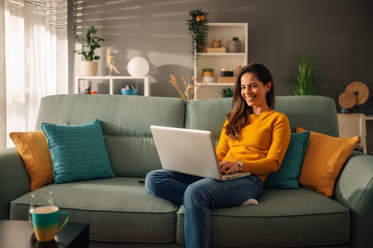 Woman shopping online
